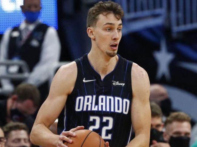 胜负悬念直 胜负悬念直