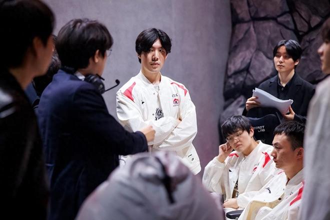 罗鲁这两支 罗鲁这两支