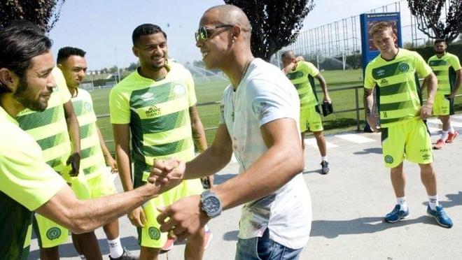 中的关键心 中的关键心