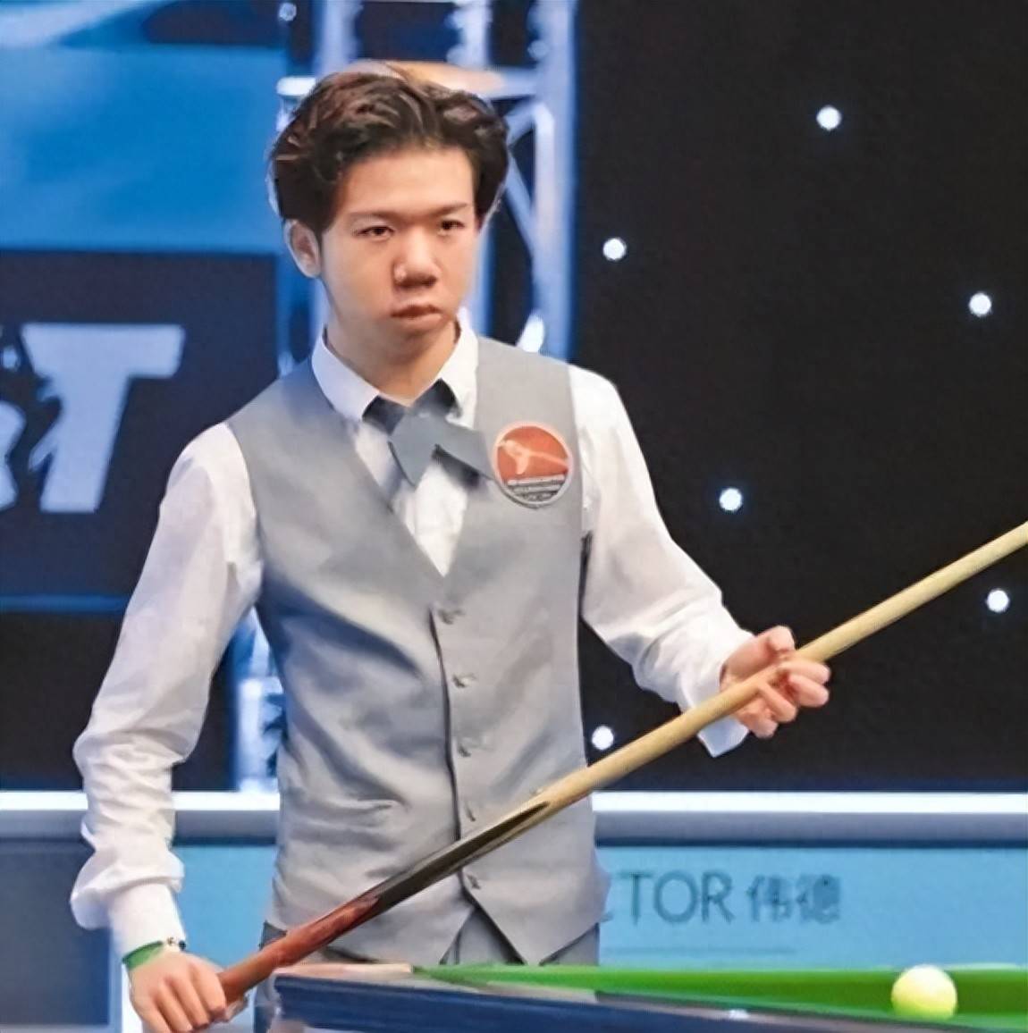 的高强度防 的高强度防