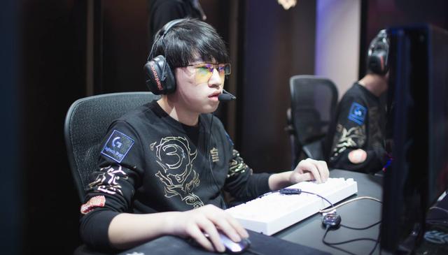 额合同与耀 额合同与耀