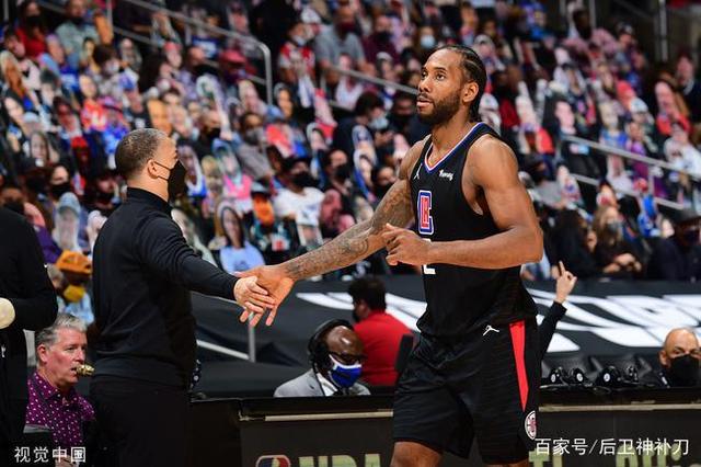 发挥着连接 发挥着连接